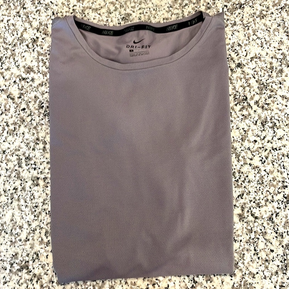 Nike Dri-Fit Training Shirt - Picture 2 of 2